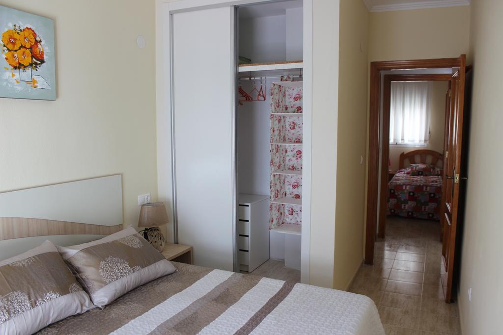 Apartamento Mariposa Apartment Torrevieja Phòng bức ảnh